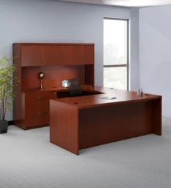 Aberdeen Executive Computer Desk With Hutch [AT2]